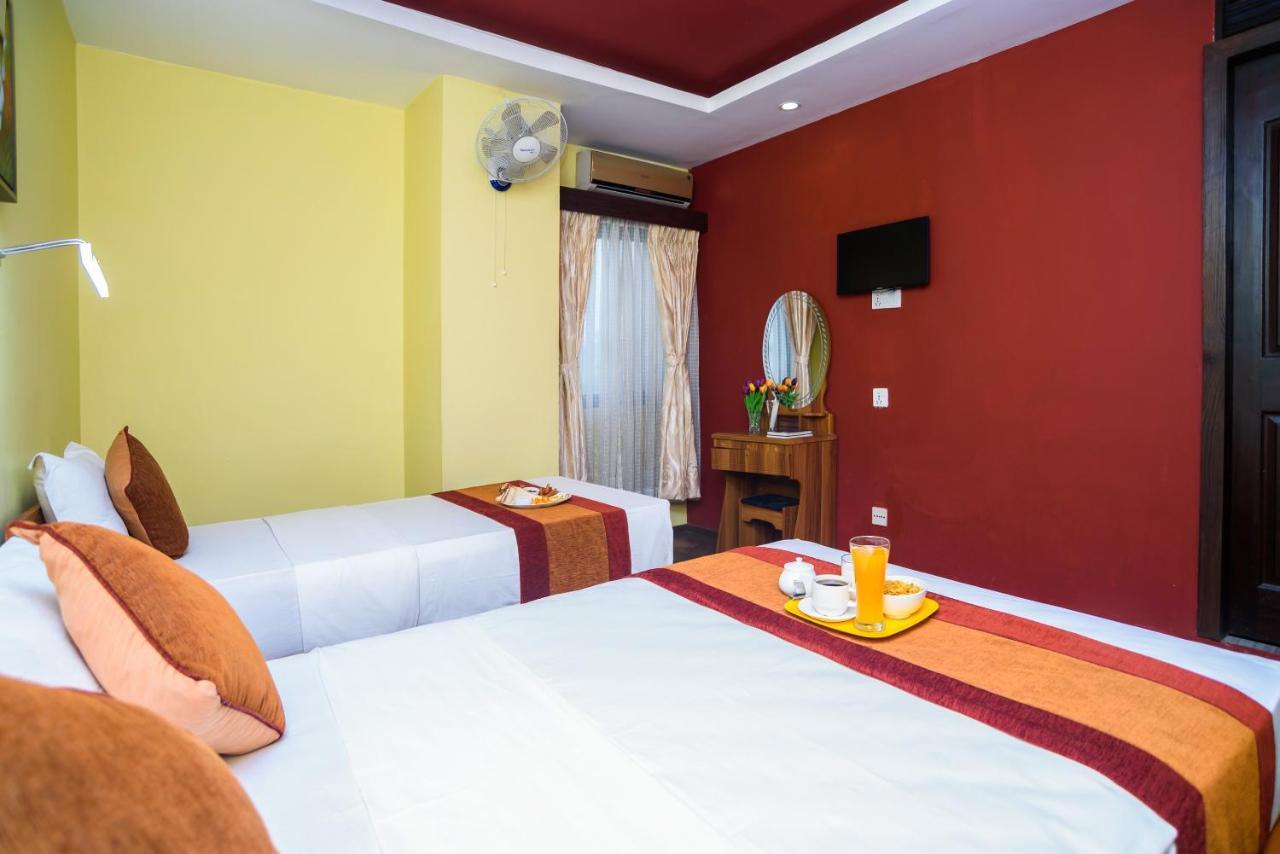 Oyo 105 Hotel Travel Inn Káthmándú Exteriér fotografie